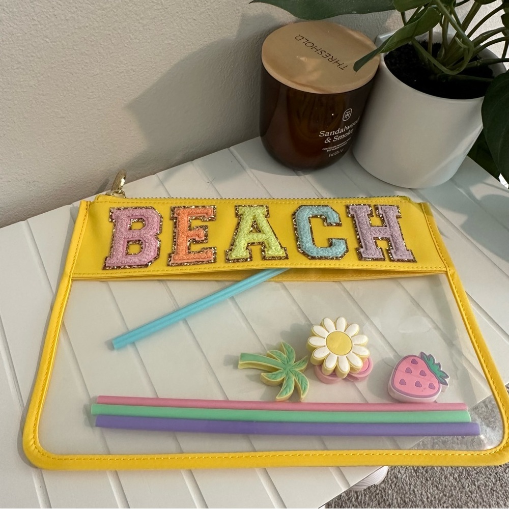 Stoney Clover Lane Lemon Clear Flat “BEACH” Pouch GUC